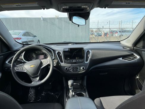 Used 2024 Chevrolet Malibu LT image 33