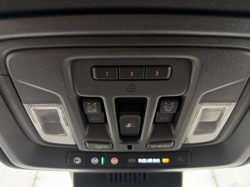 Used 2022 GMC Sierra 1500 AT4 w/ AT4 Preferred Package AWD/4WD image 40