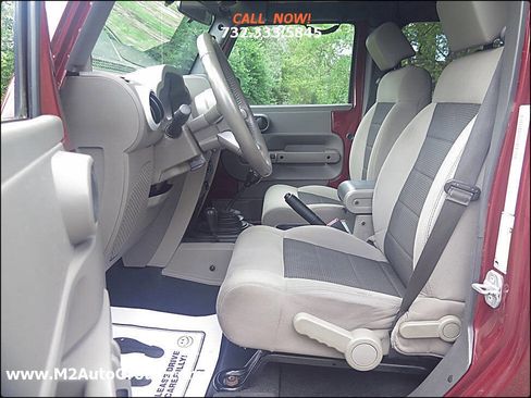 Used 2010 Jeep Wrangler Unlimited Sahara w/ Dual Top Group image 9