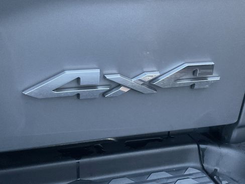 Used 2020 RAM 2500 Limited image 10