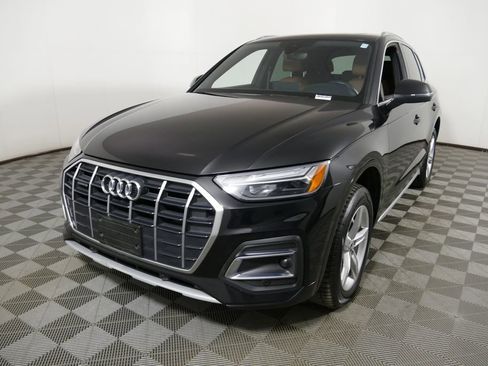Used 2021 Audi Q5 2.0T Premium w/ Convenience Package AWD/4WD image 28