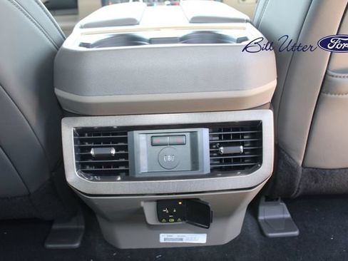New 2026 Ford F350 Platinum w/ Platinum Plus Package AWD/4WD image 11