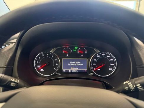 Used 2024 GMC Terrain SLT AWD/4WD image 34