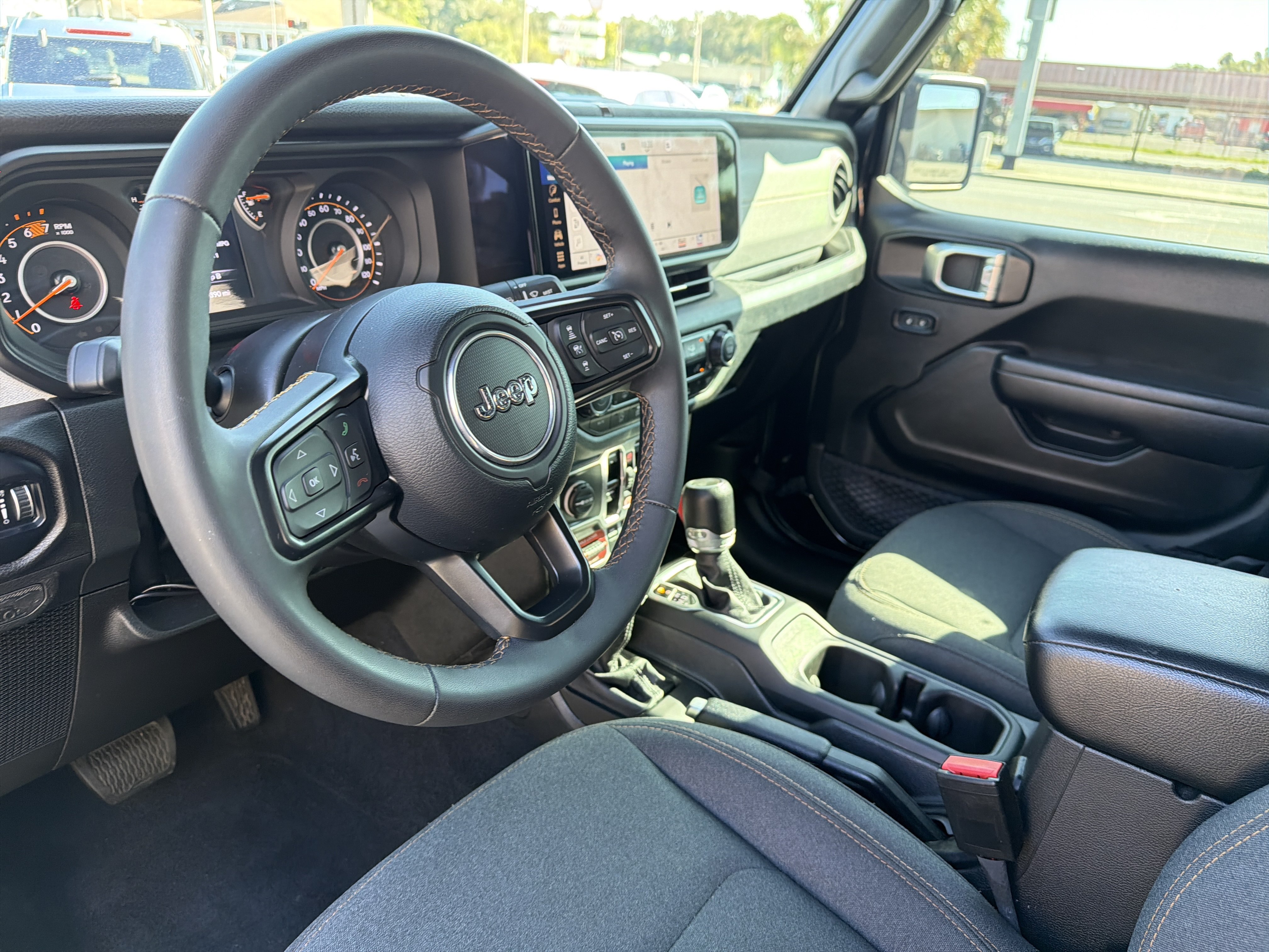 Used 2024 Jeep Wrangler Unlimited Sport AWD/4WD image 23