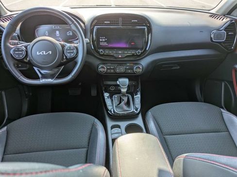 Used 2023 Kia Soul GT-Line w/ GT-Line Technology Package FWD image 16