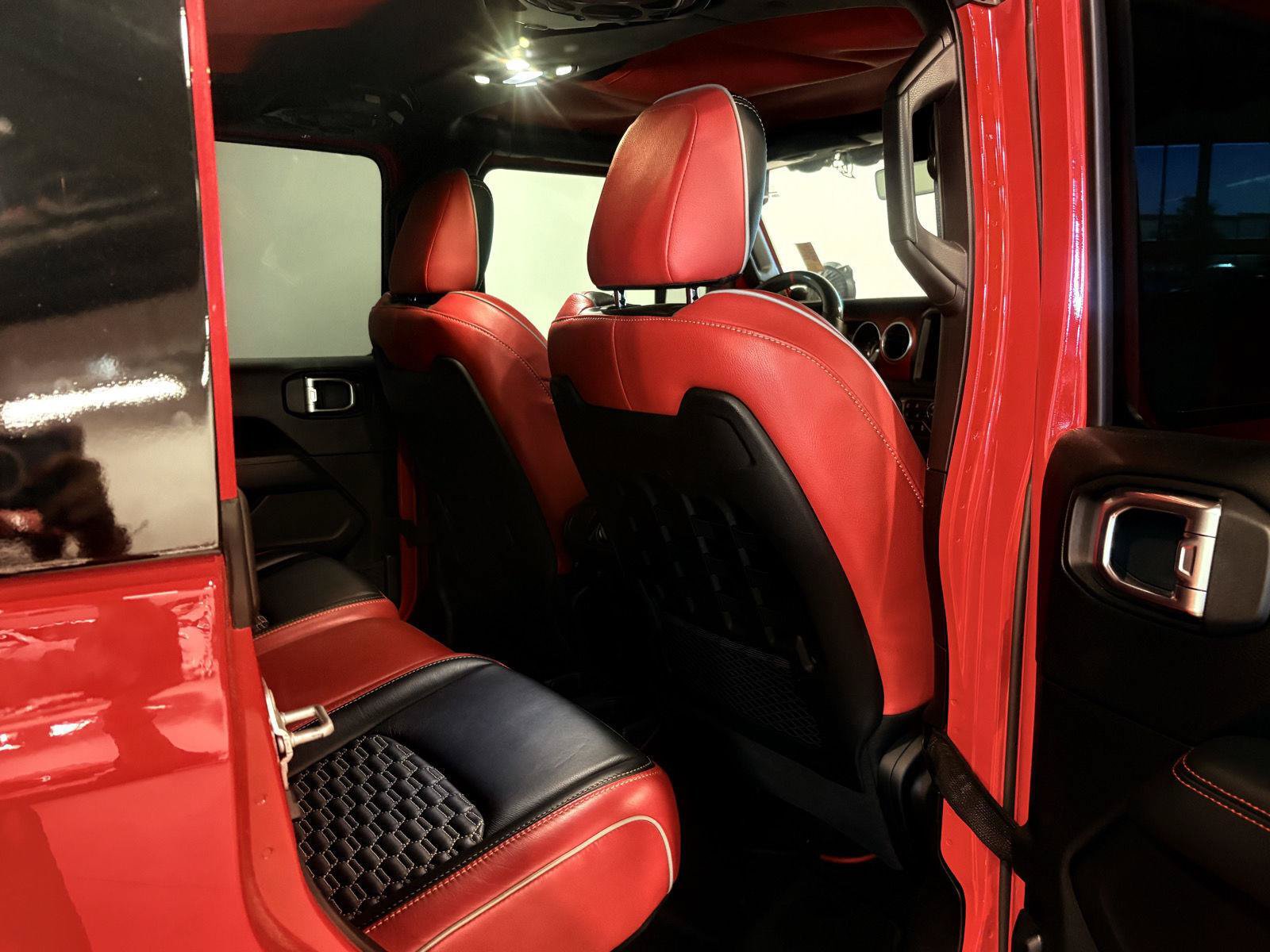 Used 2020 Jeep Gladiator Rubicon AWD/4WD image 73
