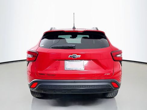New 2026 Chevrolet Trax RS w/ Driver Confidence Package FWD image 7