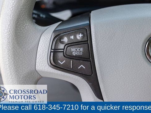 Used 2012 Toyota Sienna LE FWD image 36