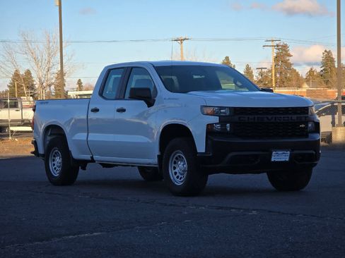 Used 2019 Chevrolet Silverado 1500 W/T w/ WT Fleet Convenience Package image 9