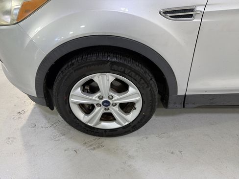 Used 2016 Ford Escape SE image 9