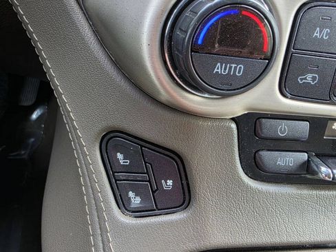 Used 2019 GMC Yukon XL Denali AWD/4WD image 23