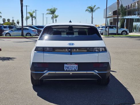 Certified 2024 Hyundai Ioniq 5 SEL RWD image 6