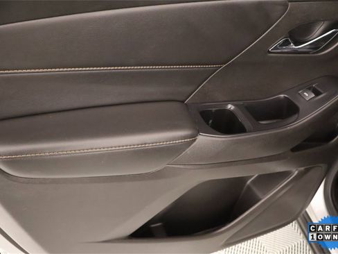 Used 2021 Chevrolet Traverse RS image 17