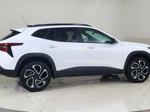 New 2026 Chevrolet Trax RS image 7