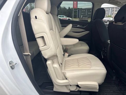 Used 2023 Buick Enclave Avenir w/ Trailering Package, 5000 lbs. AWD/4WD image 31