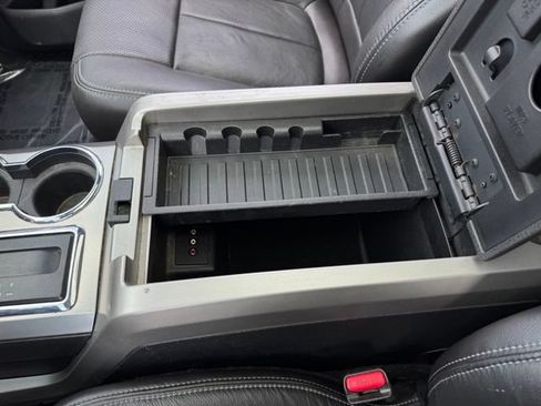 Used 2013 Ford F150 FX4 w/ Luxury Equipment Group AWD/4WD image 19