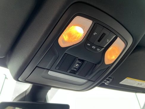 Used 2021 RAM 1500 Big Horn AWD/4WD image 34