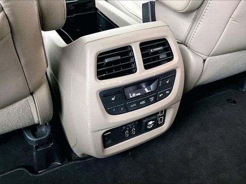 Used 2022 Honda Pilot Elite image 31