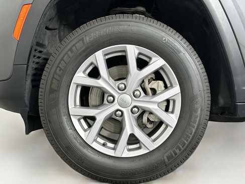 Used 2022 Jeep Grand Cherokee Limited AWD/4WD image 11
