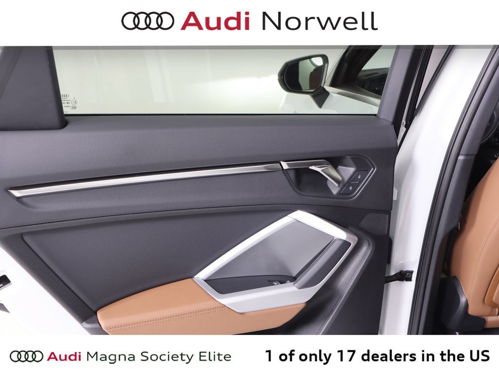 Used 2024 Audi Q3 2.0T Premium AWD/4WD image 21