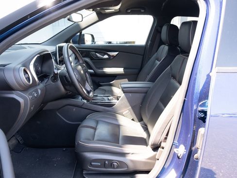 Used 2023 Chevrolet Blazer Premier FWD image 11