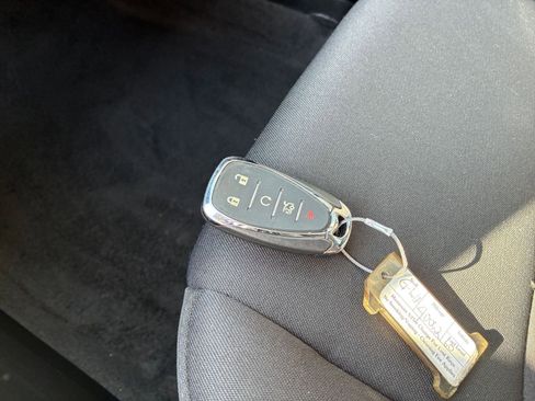 Used 2024 Chevrolet Malibu LT image 21