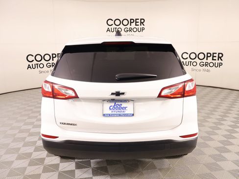 Used 2020 Chevrolet Equinox LS w/ LS Convenience Package FWD image 20
