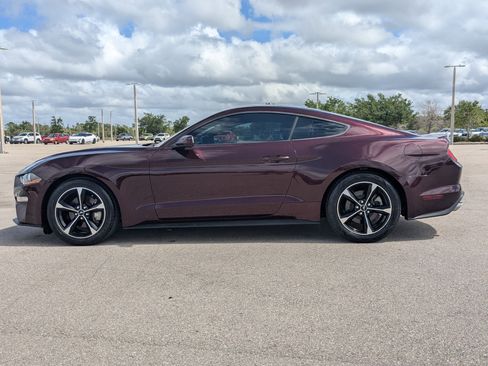 Used 2018 Ford Mustang Coupe w/ Equipment Group 101A RWD image 8