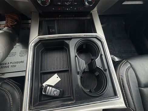 Used 2020 Ford F250 Lariat w/ Lariat Ultimate Package image 24