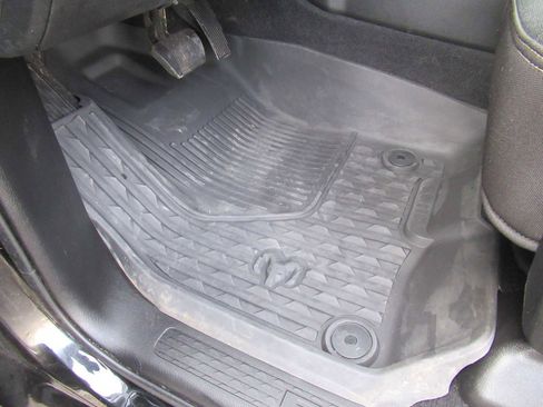 Used 2025 RAM 1500 Big Horn image 21