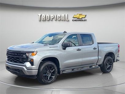 New 2026 Chevrolet Silverado 1500 Custom w/ Turbomax Blackout Package