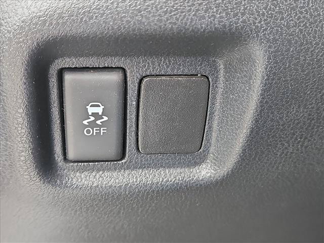 Used 2019 Nissan Versa Note SV FWD image 10
