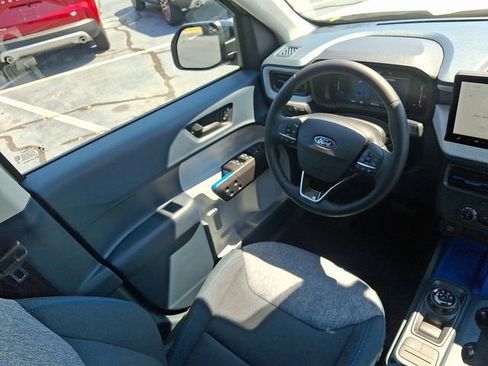 New 2025 Ford Maverick XLT w/ XLT Luxury Package image 9