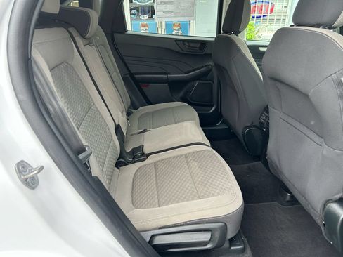 Used 2022 Ford Escape SE w/ Convenience Package AWD/4WD image 6