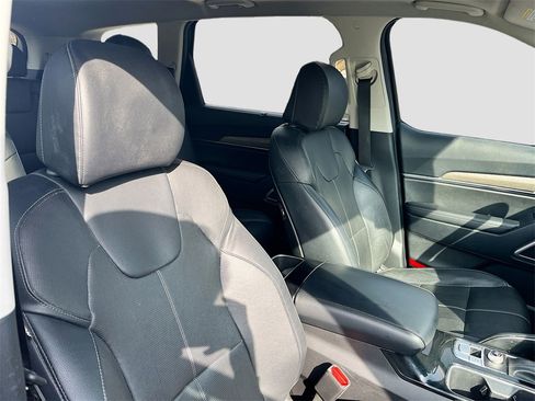 Used 2022 Kia Telluride EX w/ EX Premium Package image 30