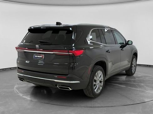 Used 2025 Buick Enclave Preferred w/ Super Cruise Package AWD/4WD image 3