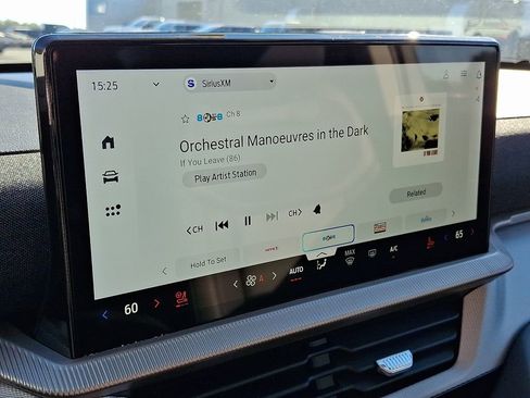 New 2026 Ford Explorer Active w/ Active Comfort Package image 15