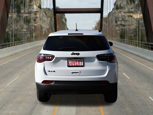 New 2026 Jeep Compass Latitude AWD/4WD image 4