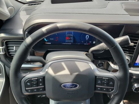 Used 2024 Ford F250 Lariat w/ Lariat Ultimate Package AWD/4WD image 20