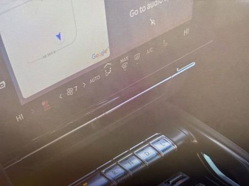 Used 2024 Lincoln Nautilus Reserve w/ Equipment Group 202A image 8