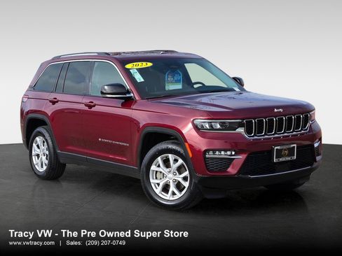 Used 2023 Jeep Grand Cherokee Limited image 1