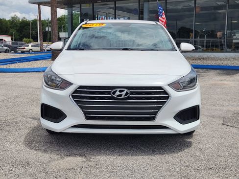 Used 2019 Hyundai Accent SE image 3