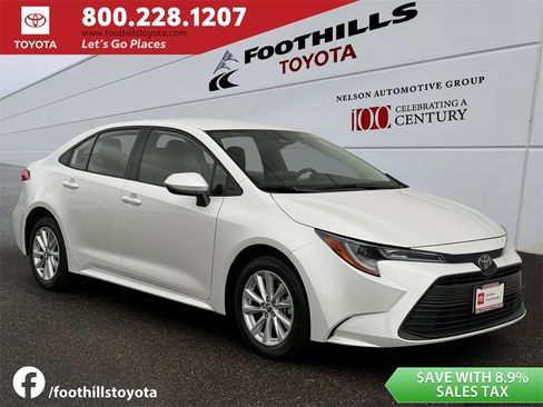 Certified 2023 Toyota Corolla LE image 1