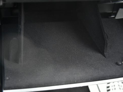 Used 2024 Nissan Ariya FWD image 30