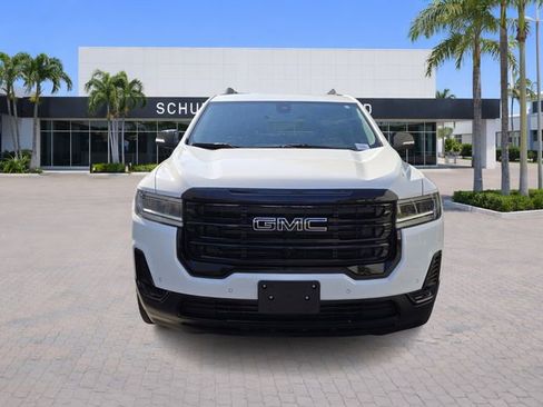 Used 2023 GMC Acadia SLE w/ Driver Convenience Package image 2