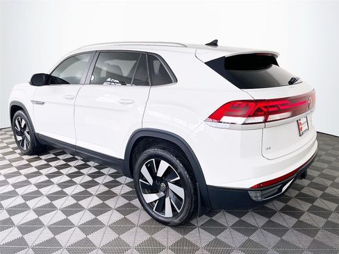 Used 2024 Volkswagen Atlas Cross Sport SE AWD/4WD image 6
