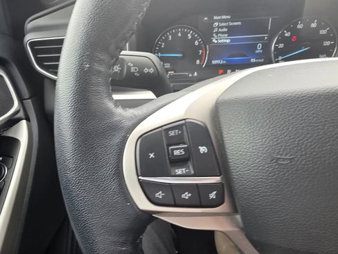 Used 2022 Ford Explorer XLT w/ Equipment Group 202A image 16