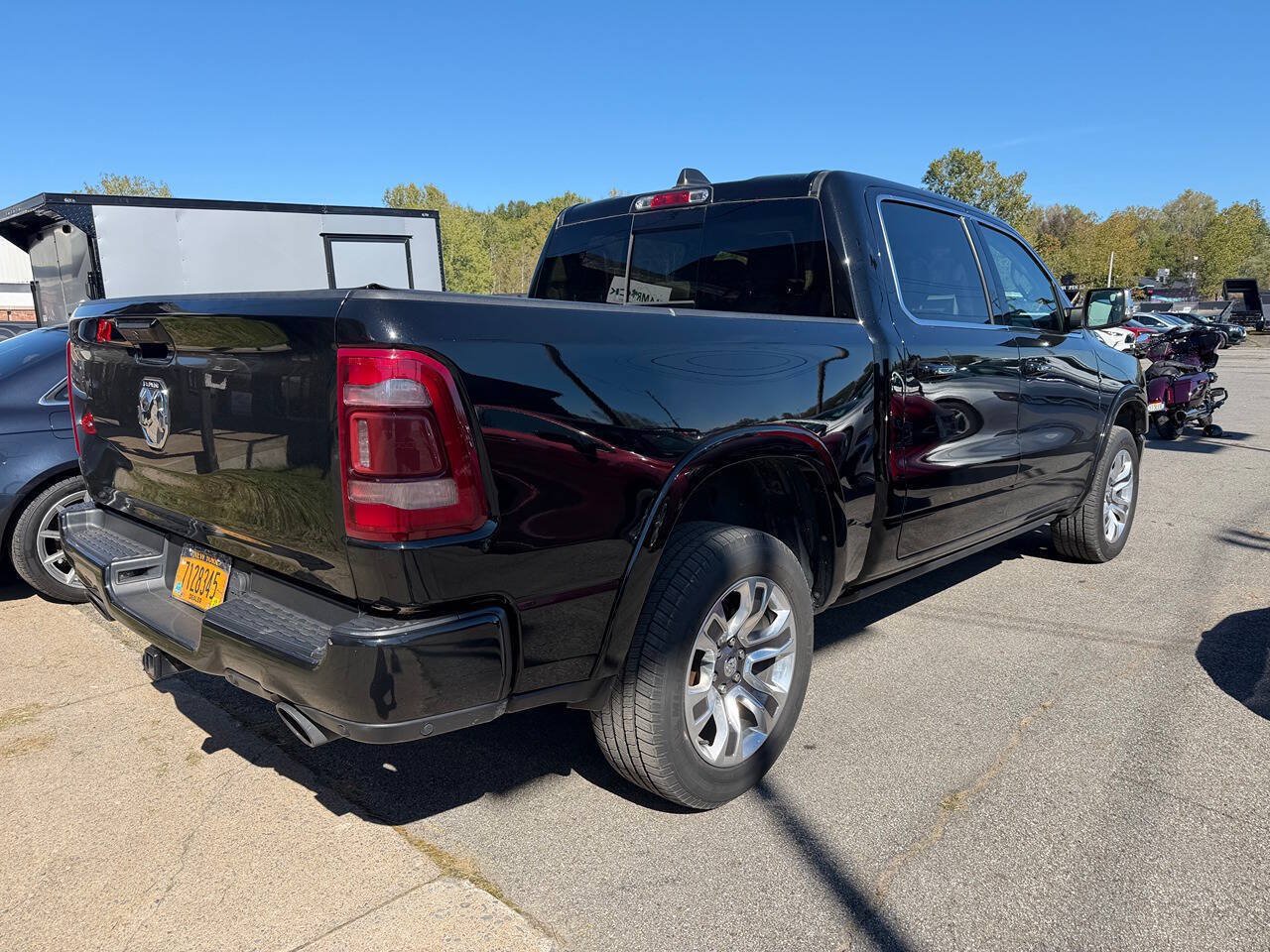Used 2019 RAM 1500 Limited AWD/4WD image 6