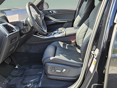 New 2026 BMW X5 sDrive40i image 8