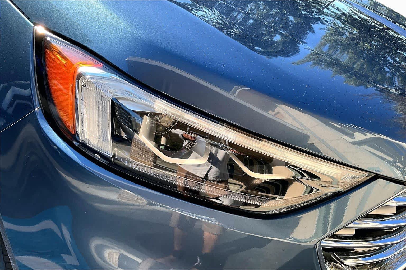 Used 2019 Ford Edge Titanium w/ Equipment Group 301A FWD image 28